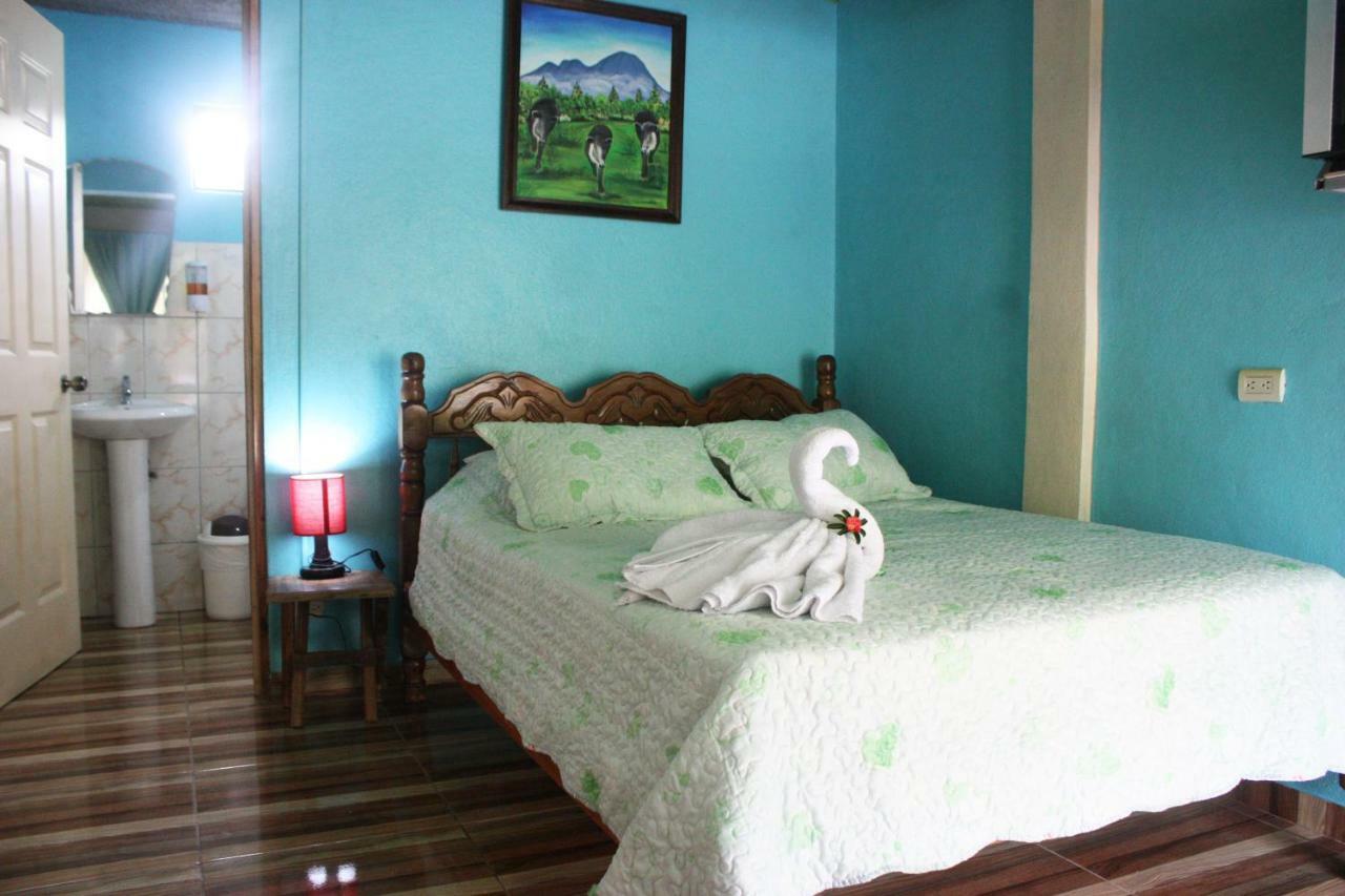 Cabinas Cascada Rio Celeste Бихагуа Экстерьер фото